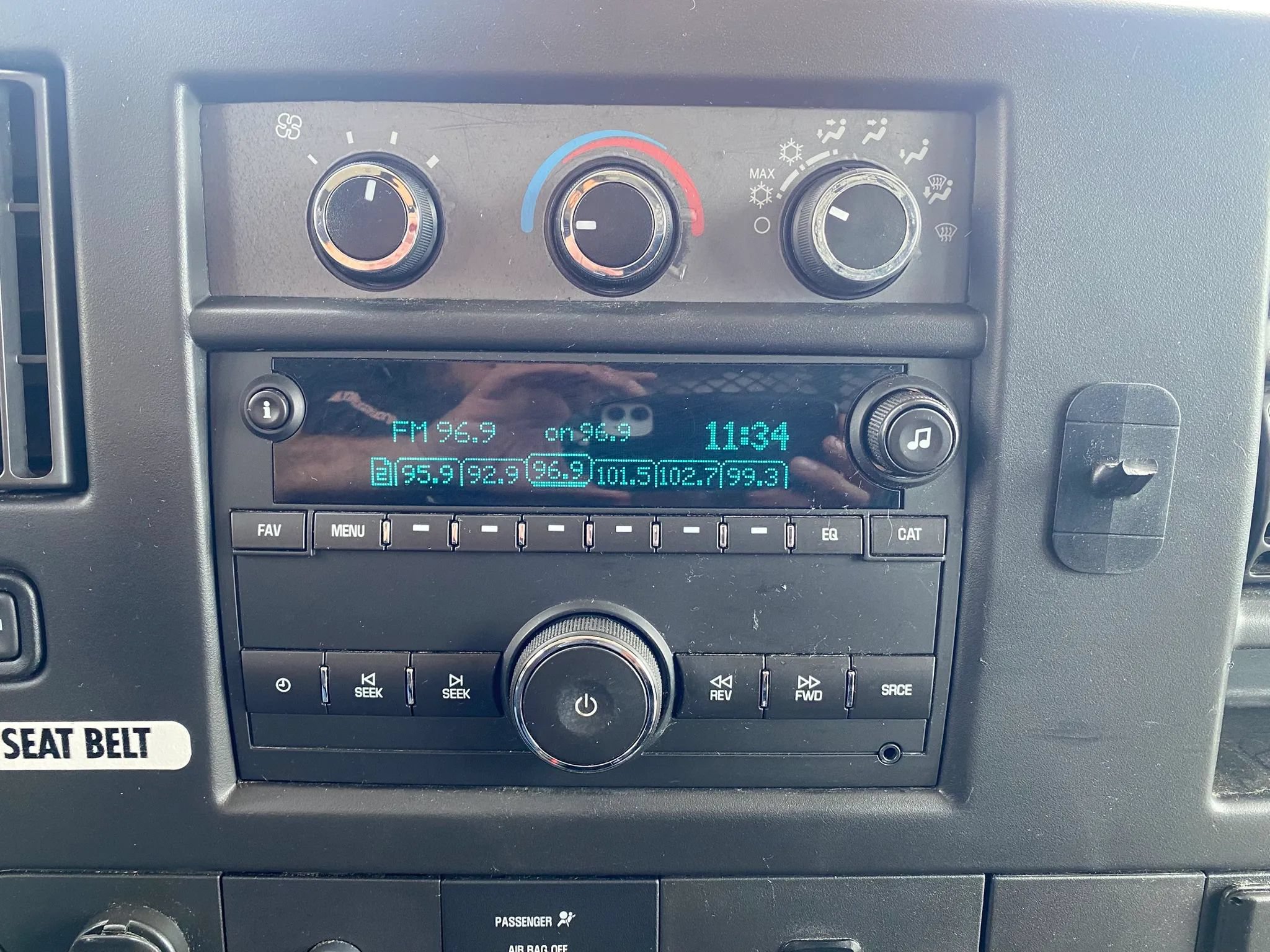 Used 2016 Chevrolet Express 2500 RWD image 13
