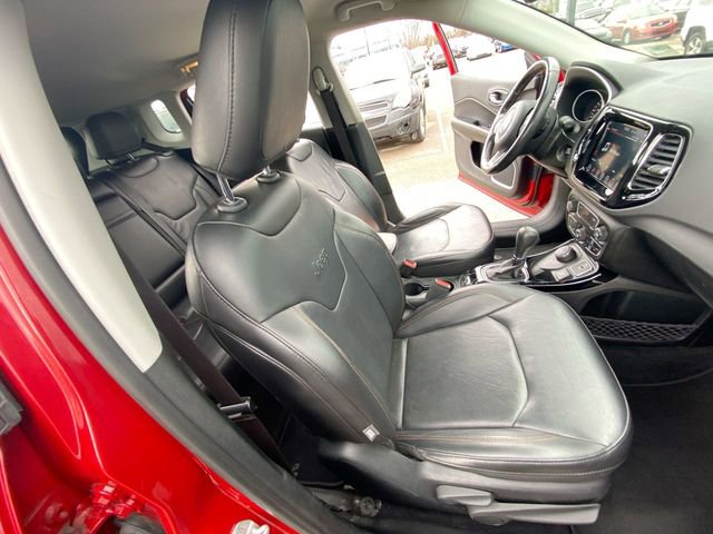 Used 2019 Jeep Compass Limited image 14