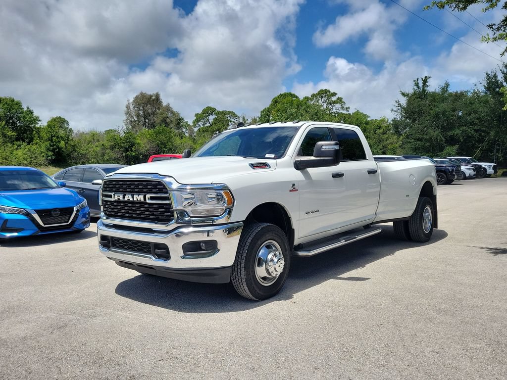 Used 2024 RAM 3500 Big Horn AWD/4WD image 31