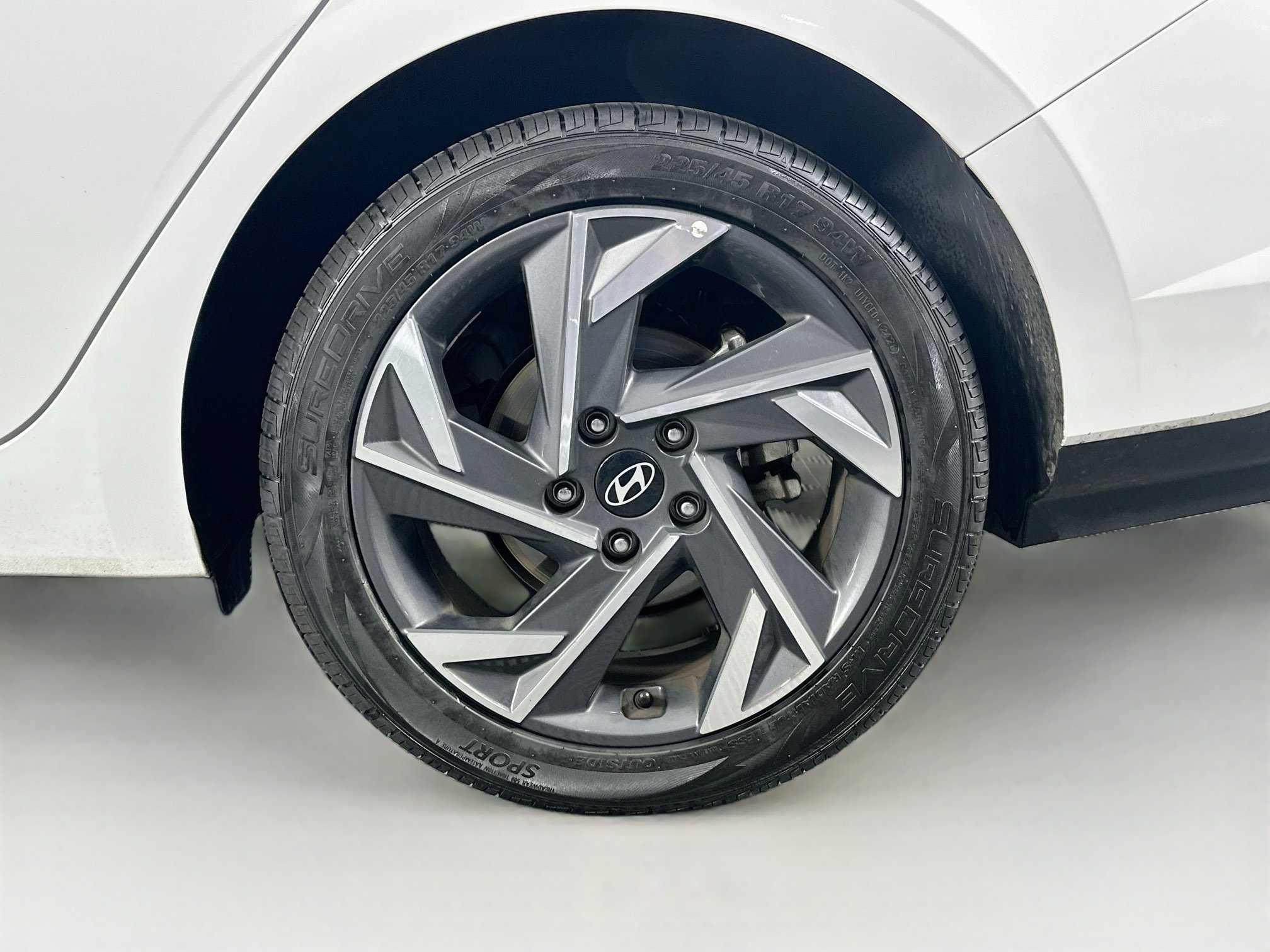 Used 2025 Hyundai Elantra SEL FWD image 11