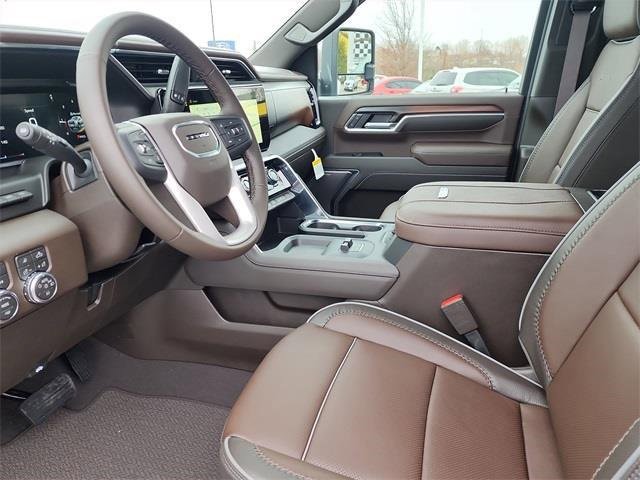 New 2026 GMC Sierra 3500 Denali w/ Denali Reserve Package image 16
