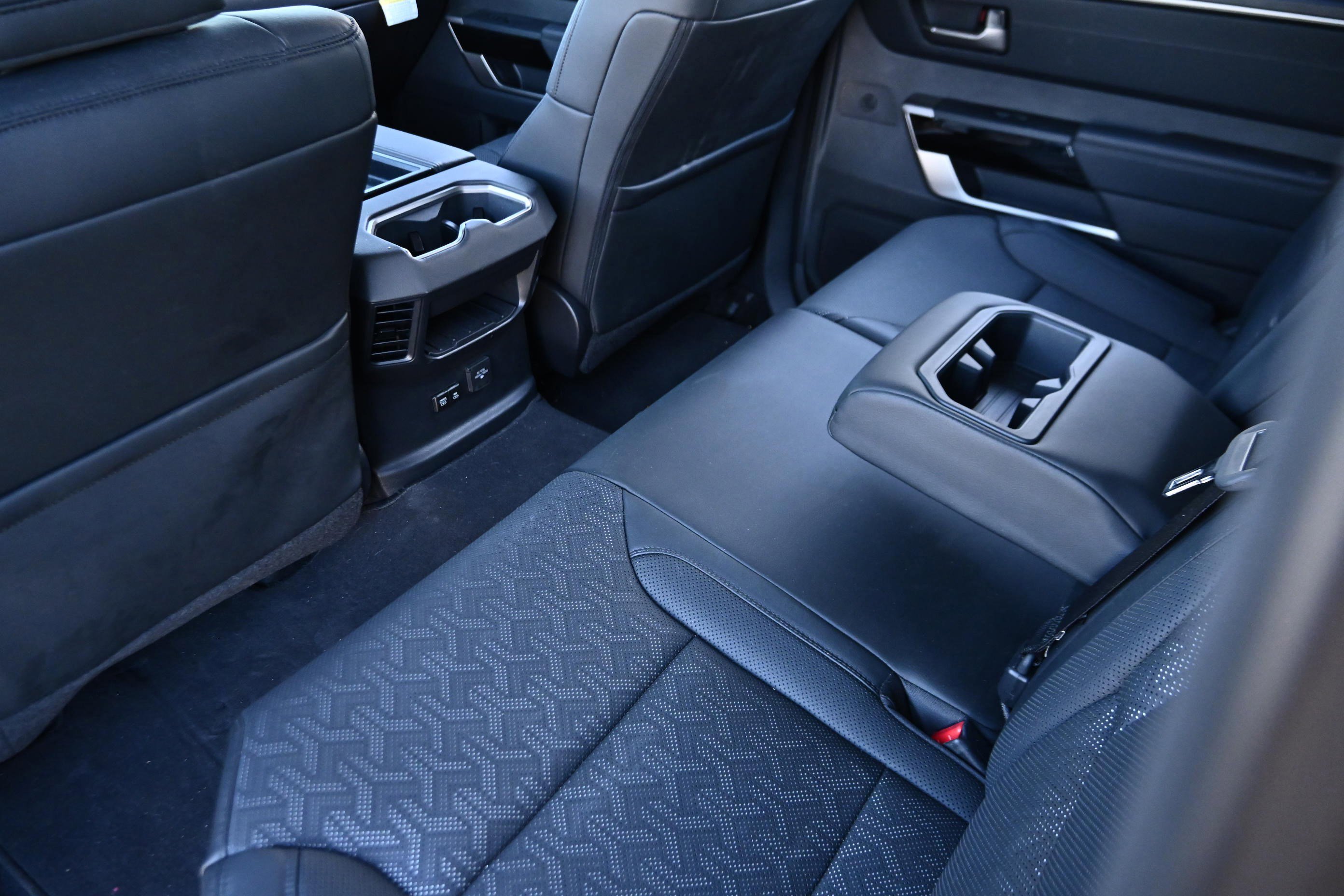 Used 2024 Toyota Tundra Limited image 11