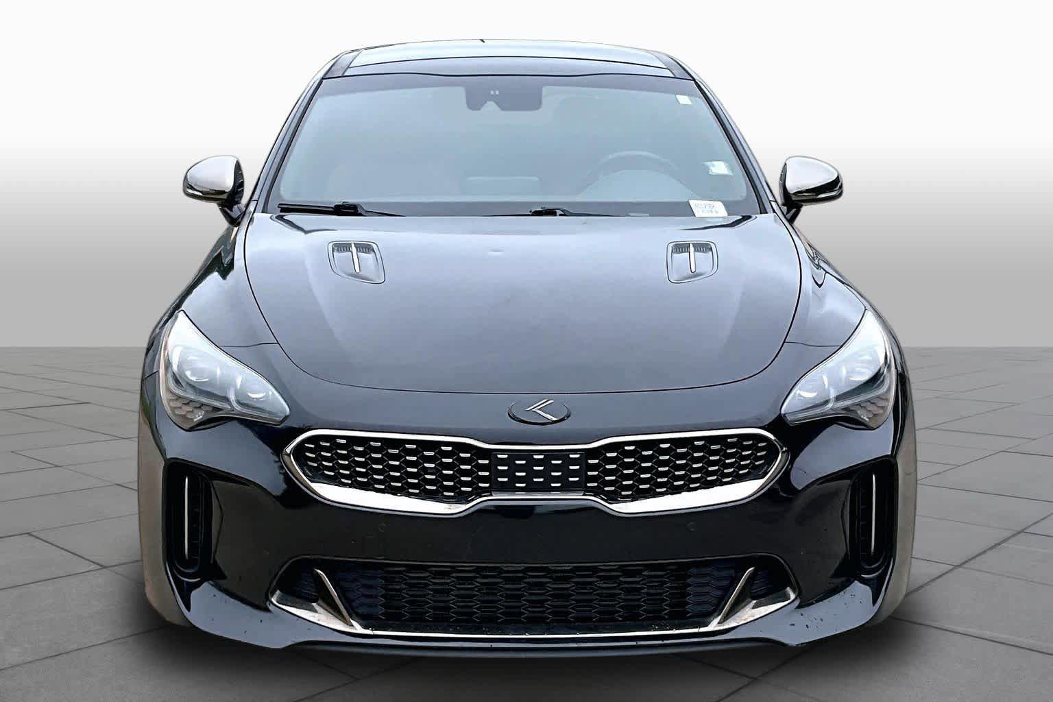 Used 2018 Kia Stinger GT1 RWD image 4
