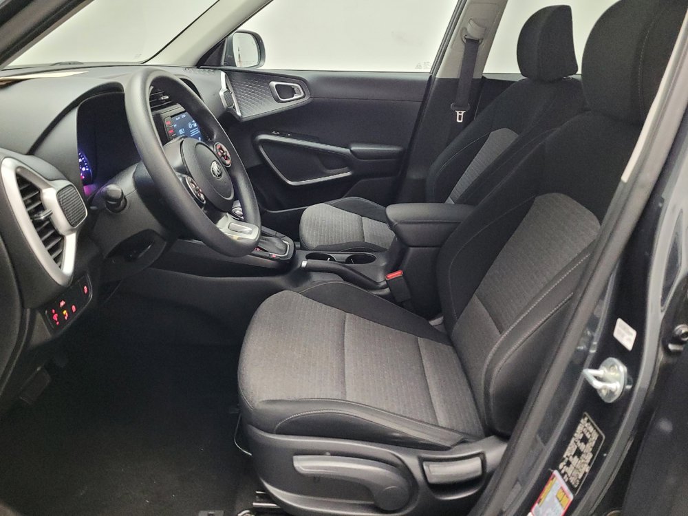 Used 2020 Kia Soul S image 17