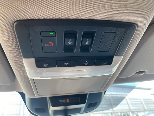 New 2026 Nissan Rogue SV image 25