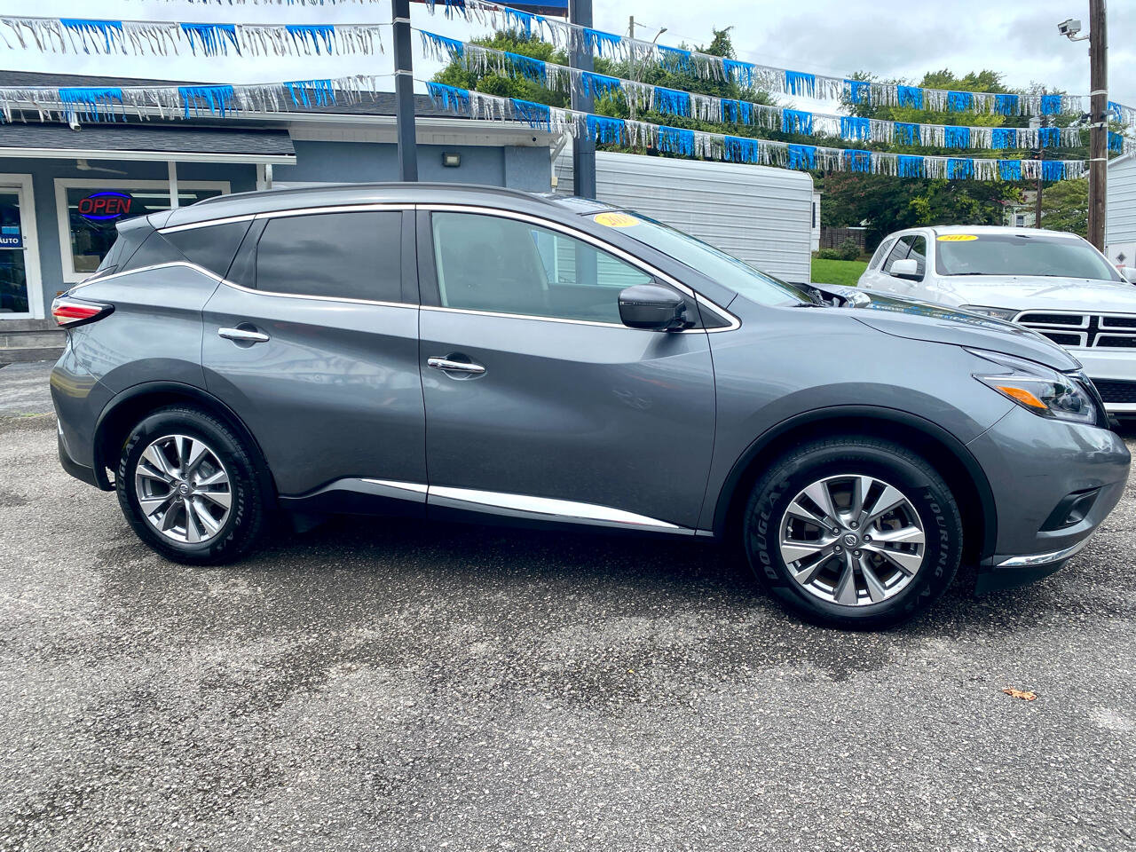 Used 2018 Nissan Murano SV image 8
