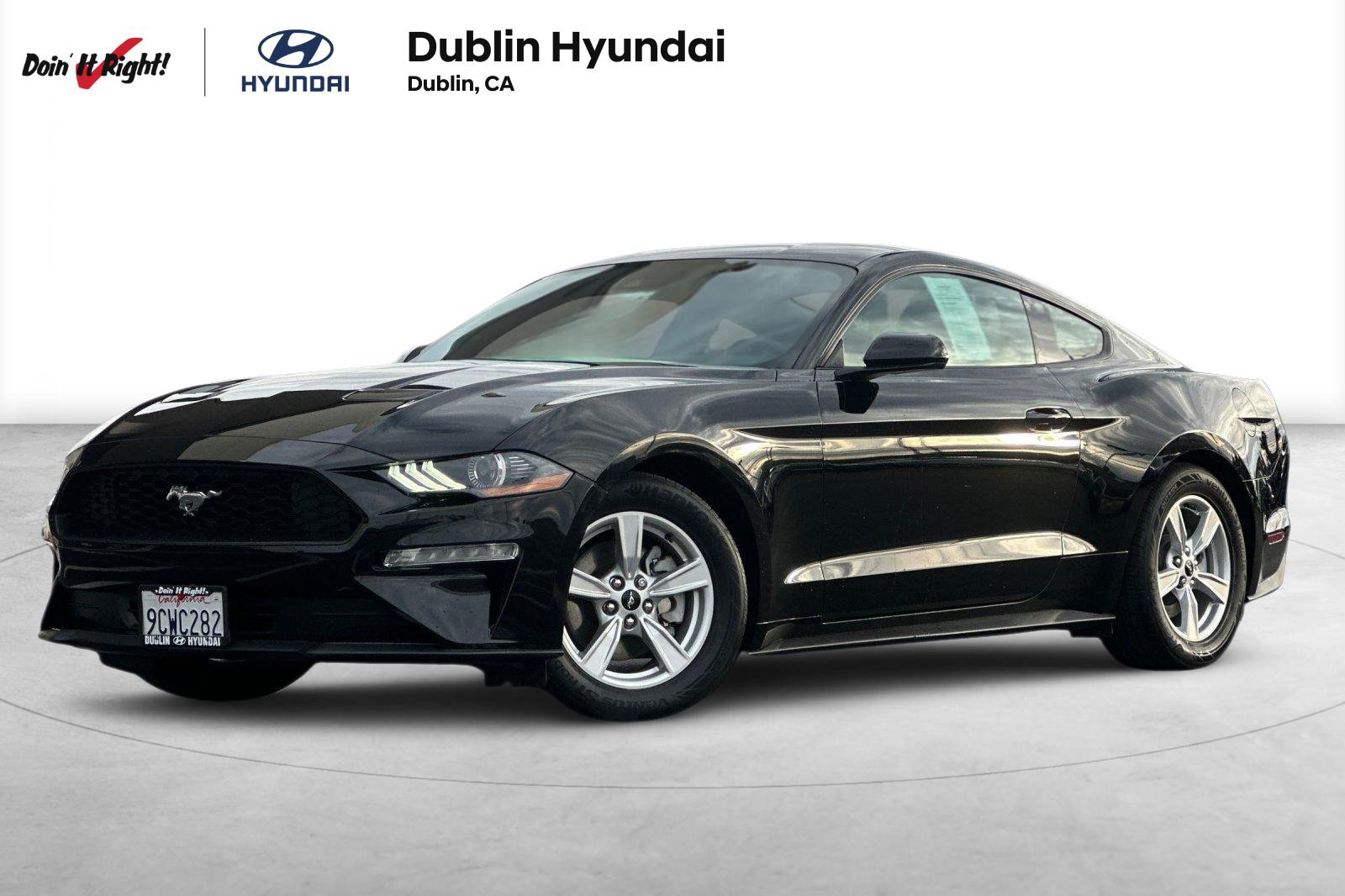 Used 2022 Ford Mustang Coupe RWD image 1