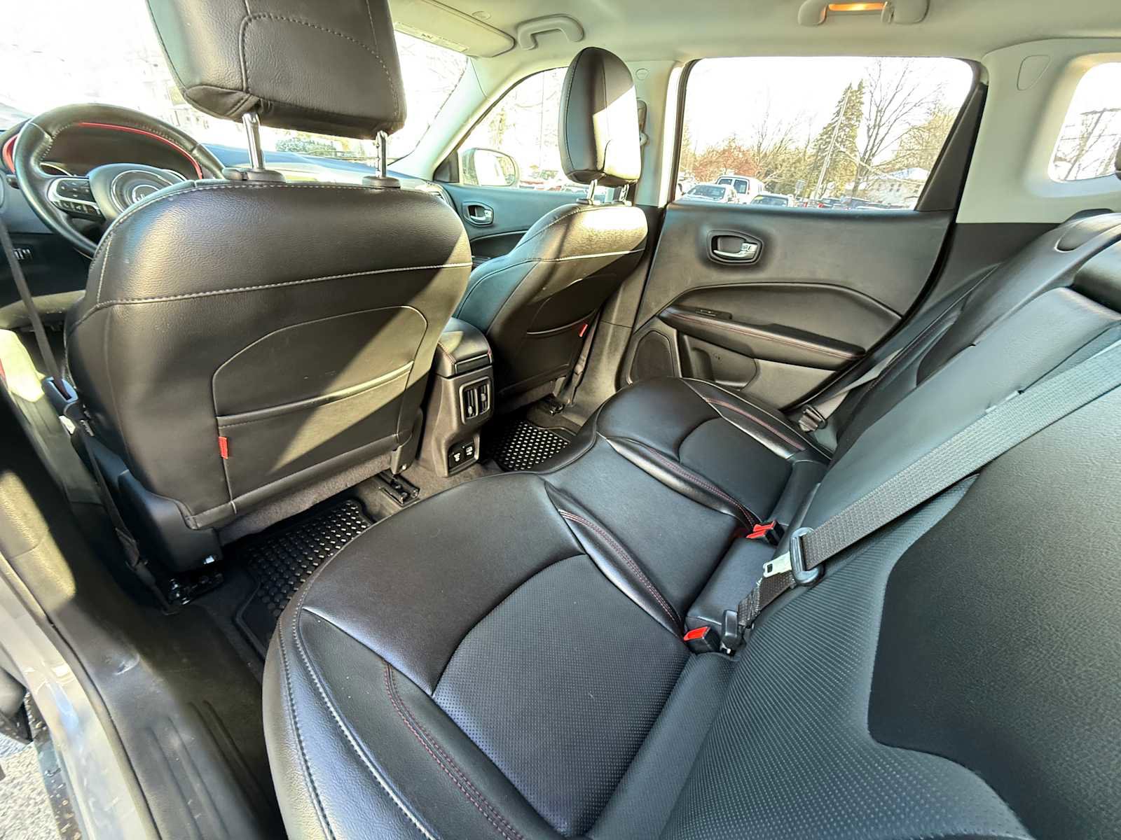 Used 2020 Jeep Compass Trailhawk w/ Leather Interior Group image 21