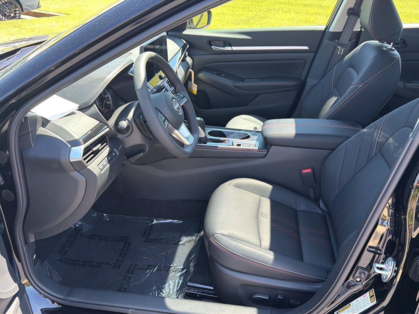 New 2026 Nissan Altima 2.5 SR w/ SR Premium Package FWD image 10