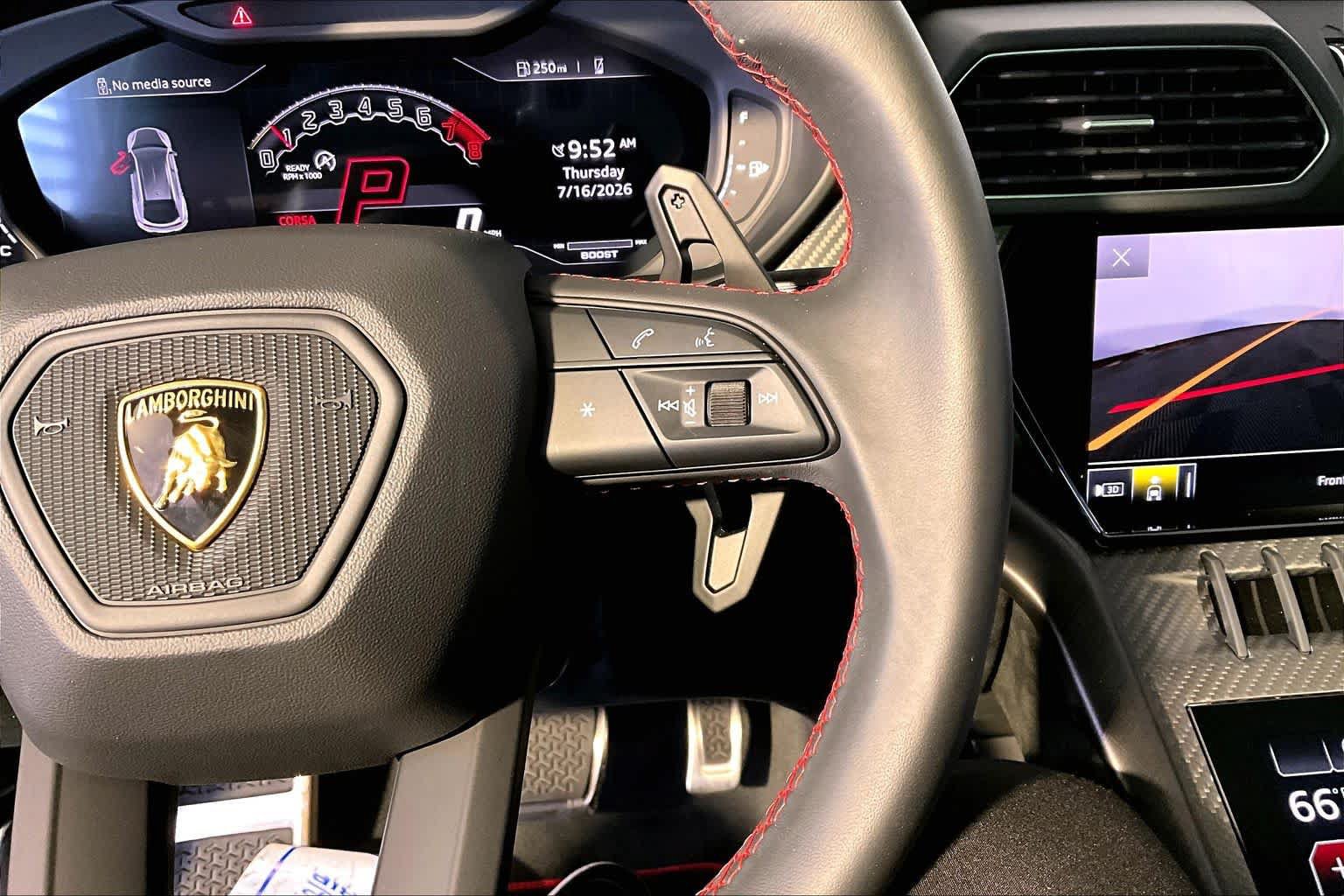 Used 2024 Lamborghini Urus Performante AWD/4WD image 24