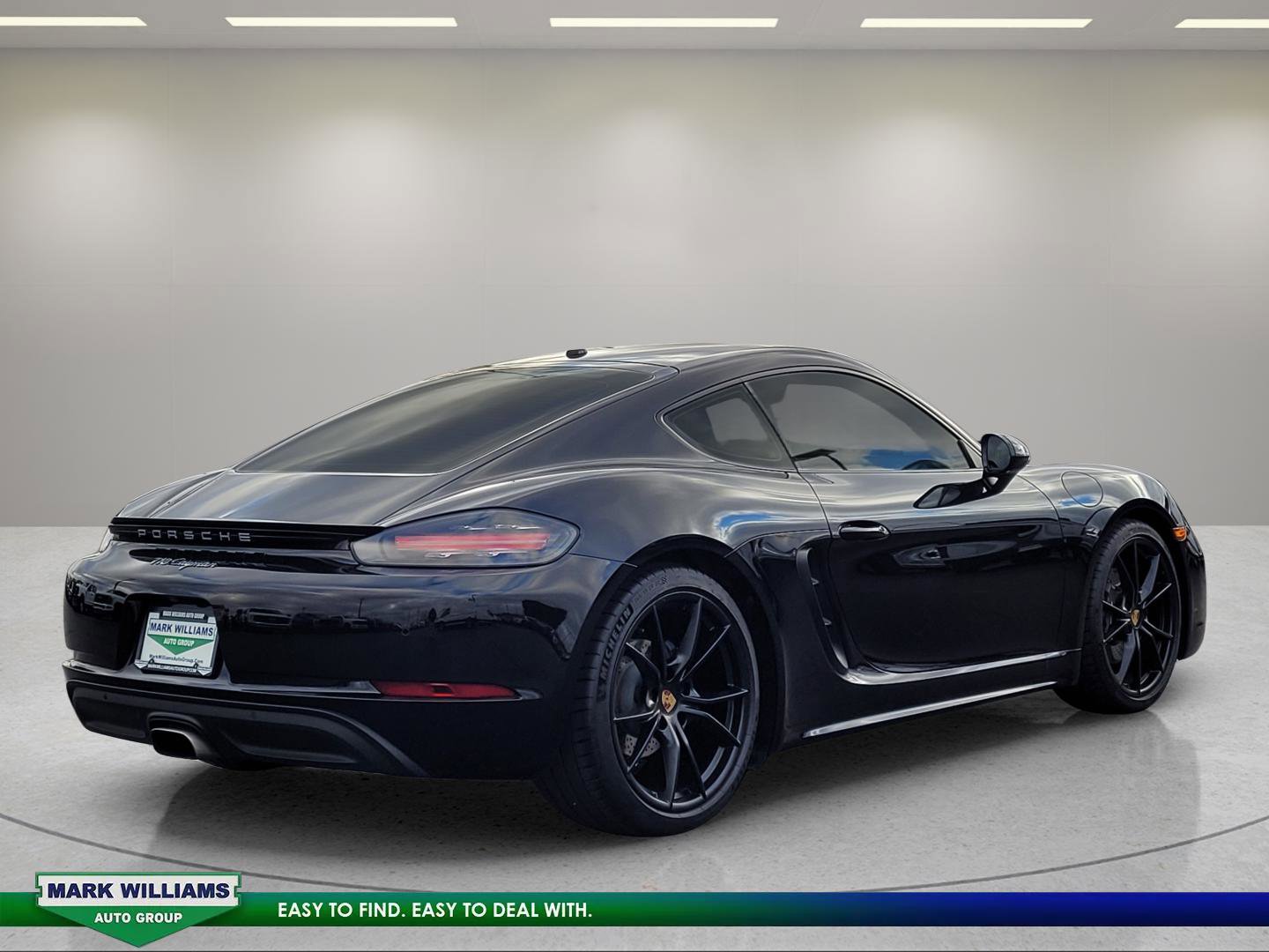 Used 2025 Porsche 718 Cayman image 4