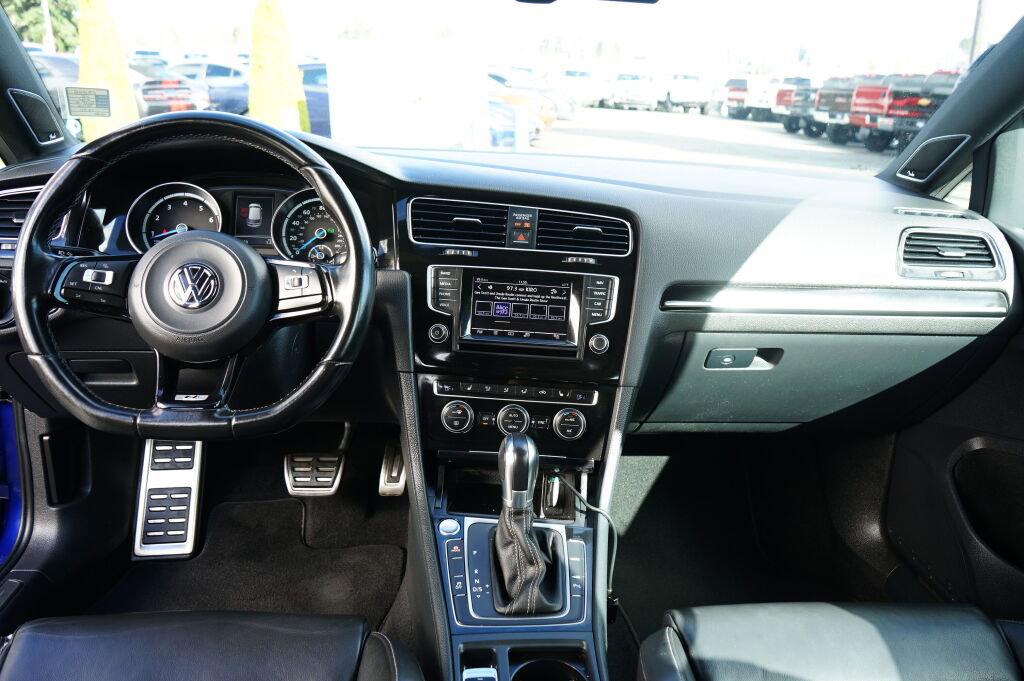 Used 2015 Volkswagen Golf R 4-Door image 14