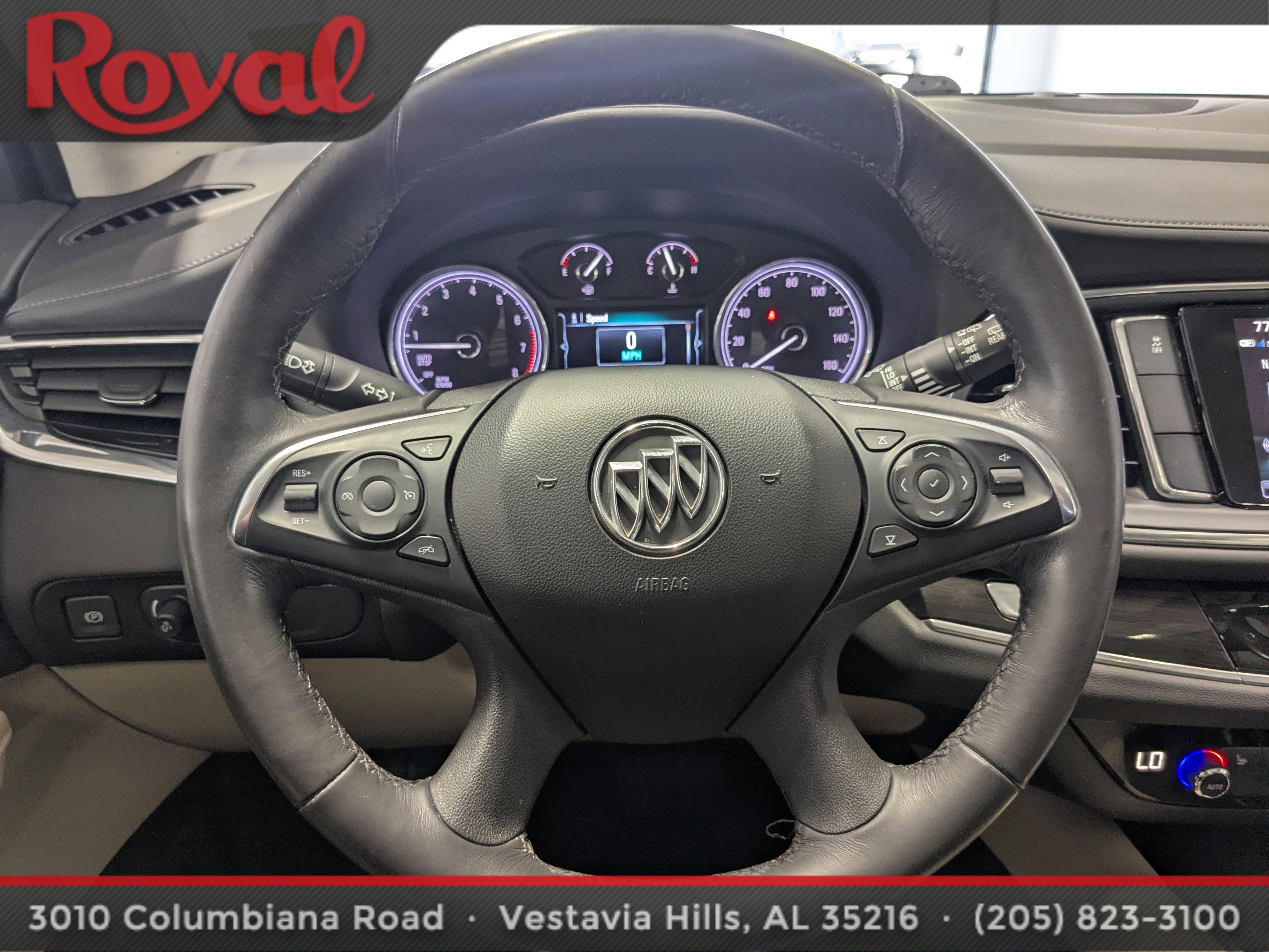Used 2018 Buick Enclave Essence FWD image 23