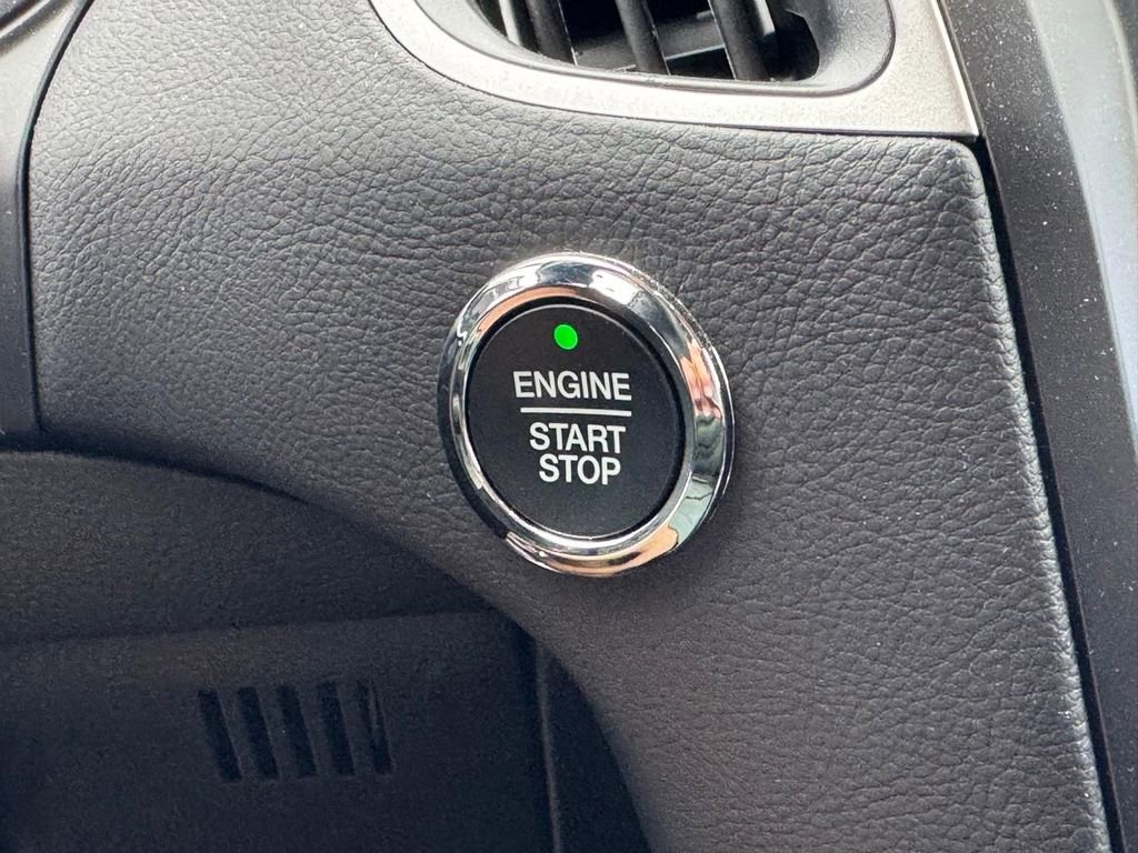 Used 2024 Ford Edge SEL w/ Convenience Package AWD/4WD image 17