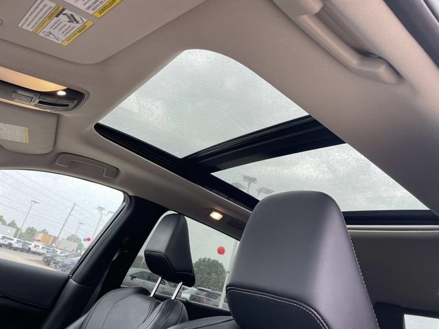 Used 2023 INFINITI QX60 Luxe w/ Vision Package AWD/4WD image 12
