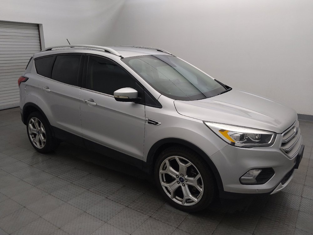Used 2019 Ford Escape Titanium FWD image 11