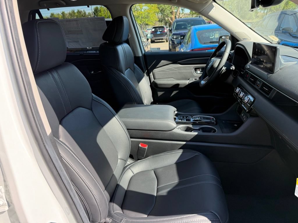 New 2026 Honda Pilot Touring image 15