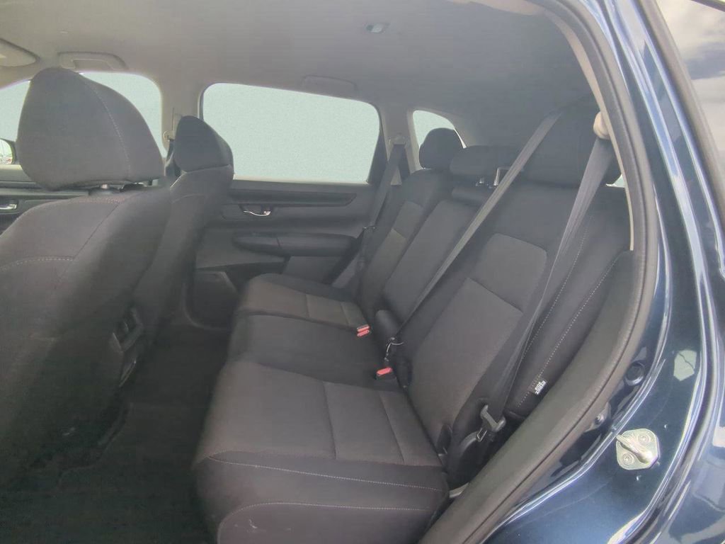 Used 2025 Honda CR-V LX image 11