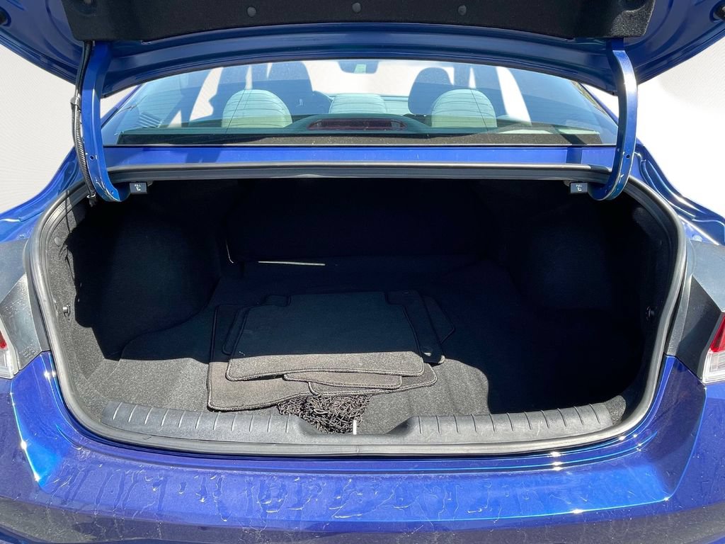 Used 2023 Hyundai Elantra SEL w/ Convenience Package FWD image 9