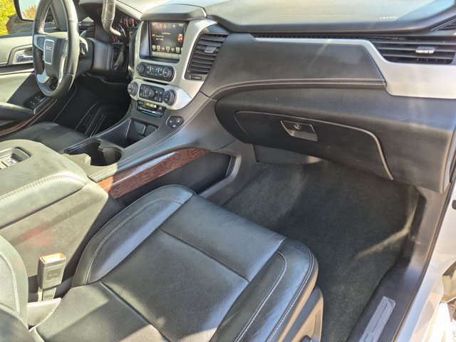 Used 2016 GMC Yukon SLT AWD/4WD image 23