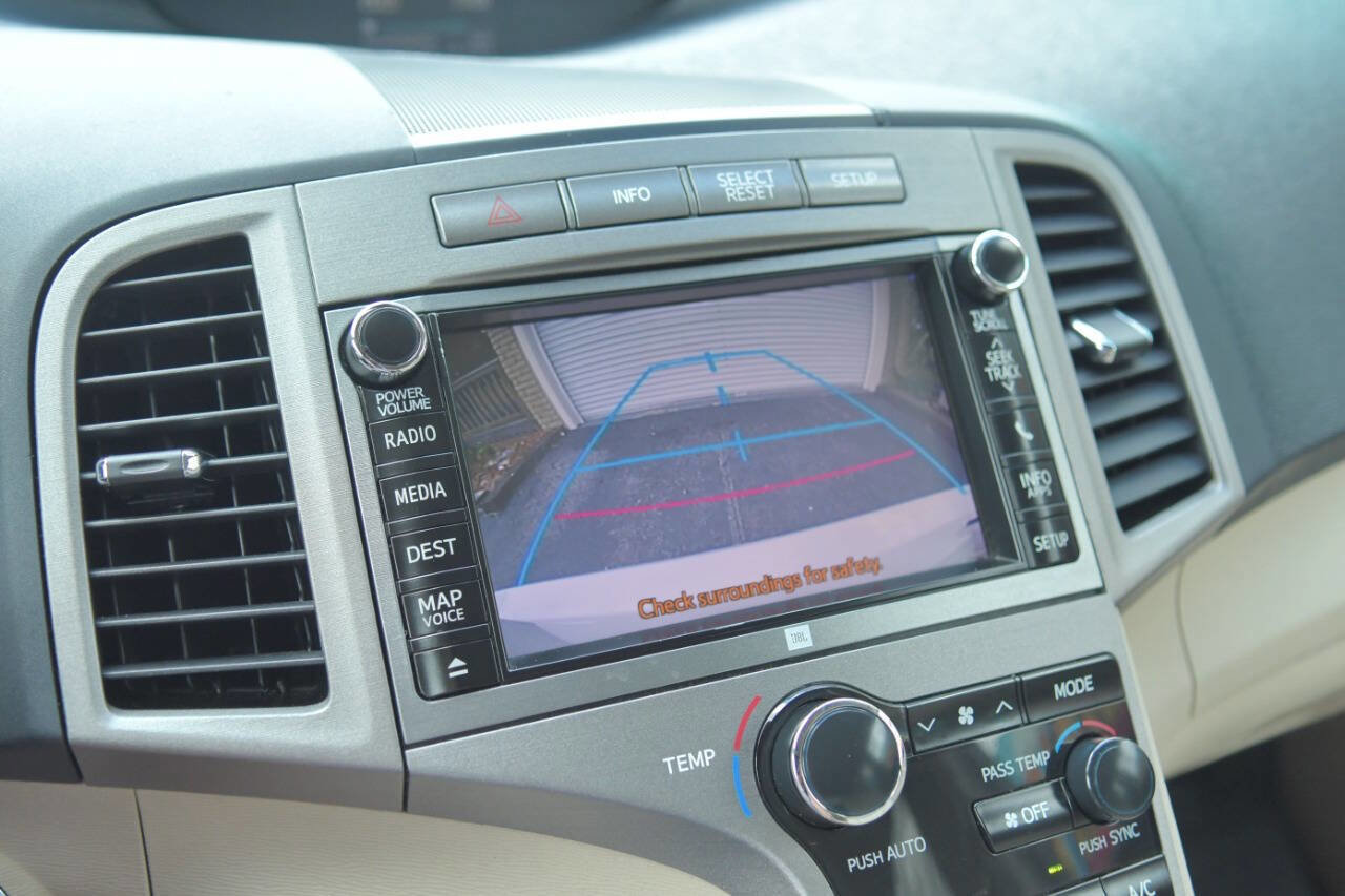 Used 2013 Toyota Venza Limited w/ Tow Prep Pkg image 20