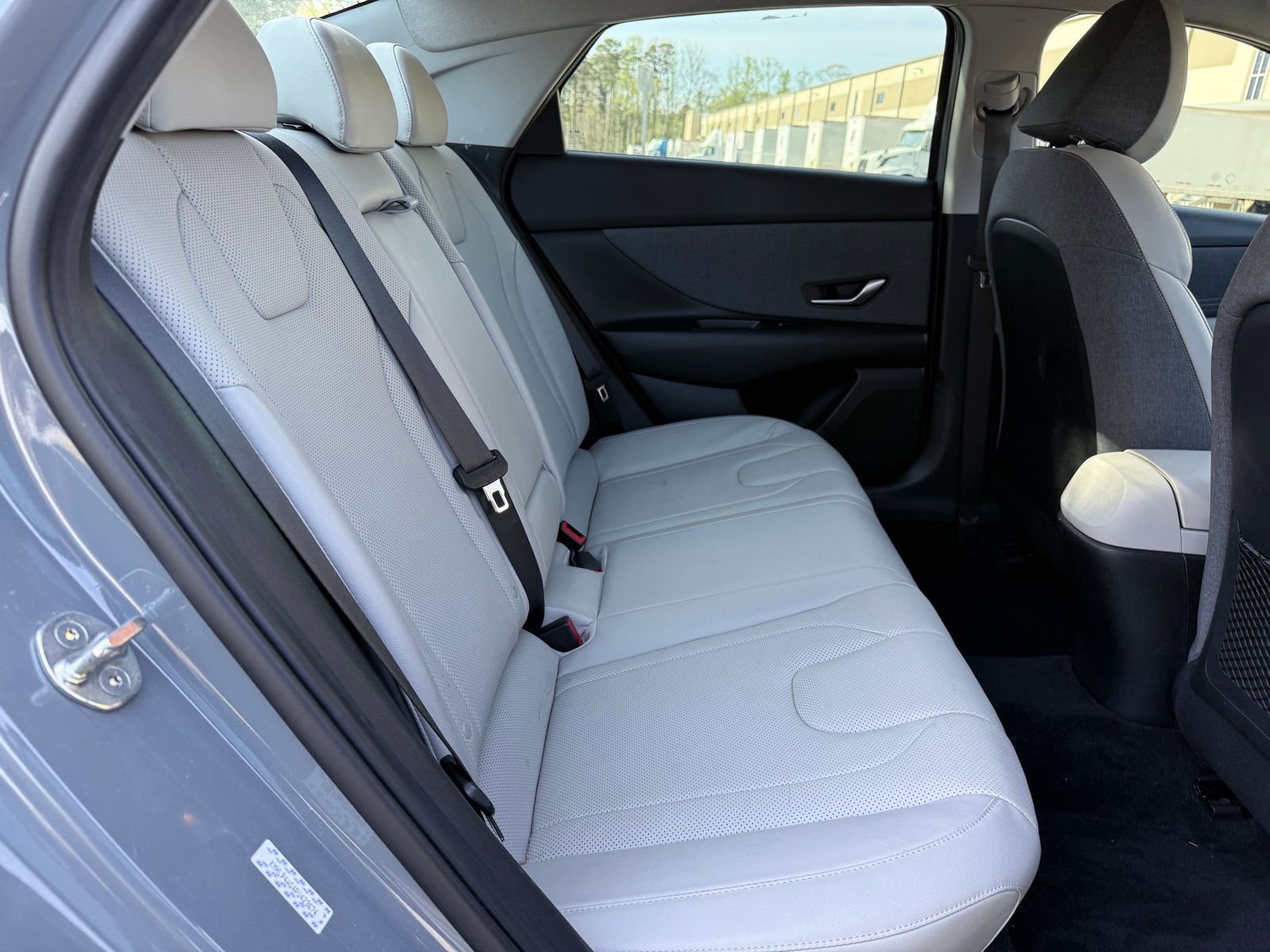 Used 2023 Hyundai Elantra Limited w/ Cargo Package FWD image 39