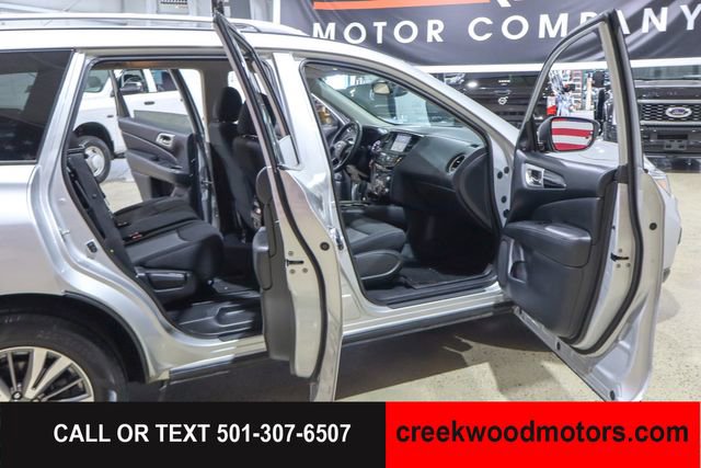 Used 2020 Nissan Pathfinder SV FWD image 35