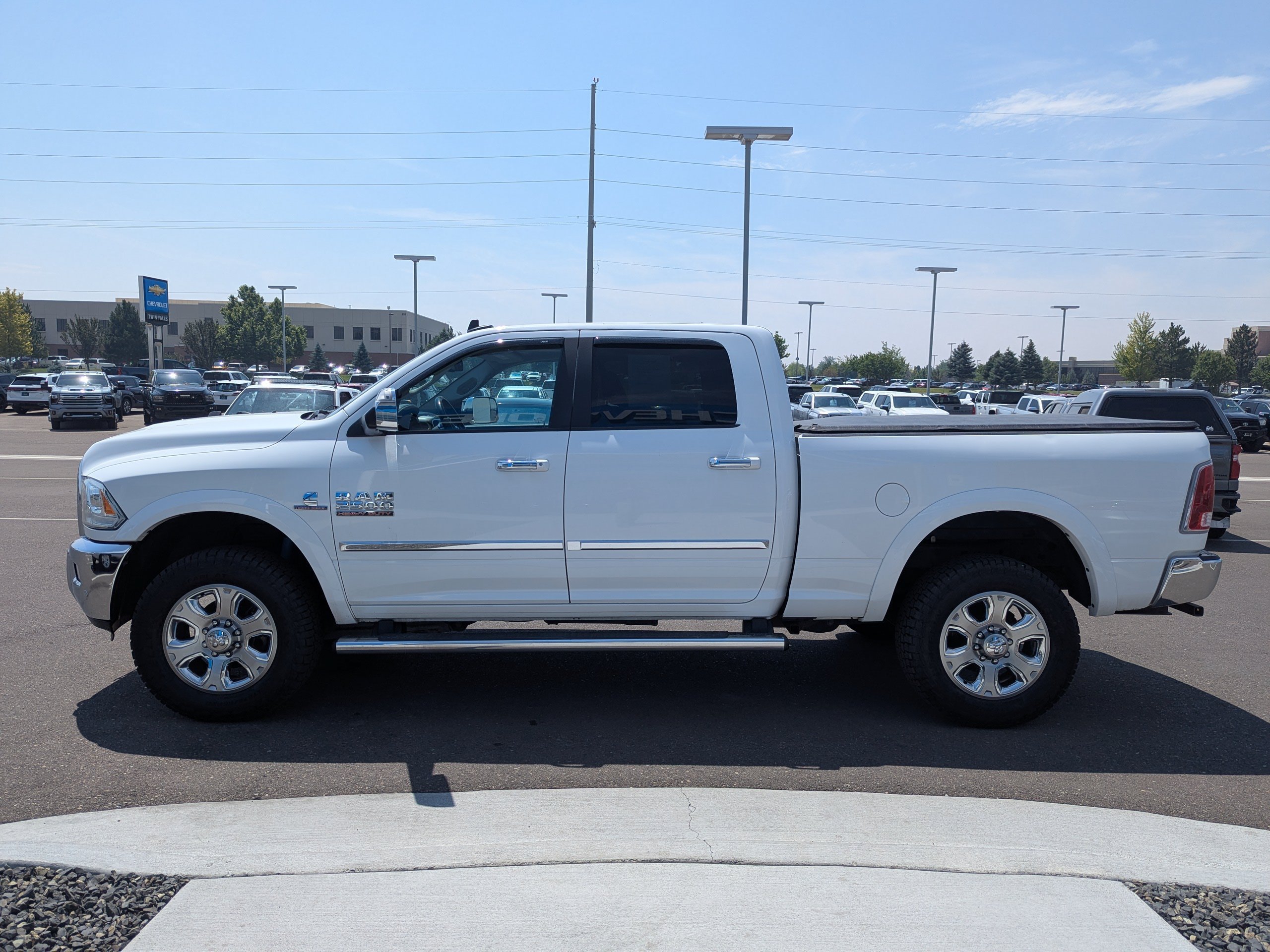 Used 2017 RAM 2500 Laramie w/ Protection Group AWD/4WD image 9