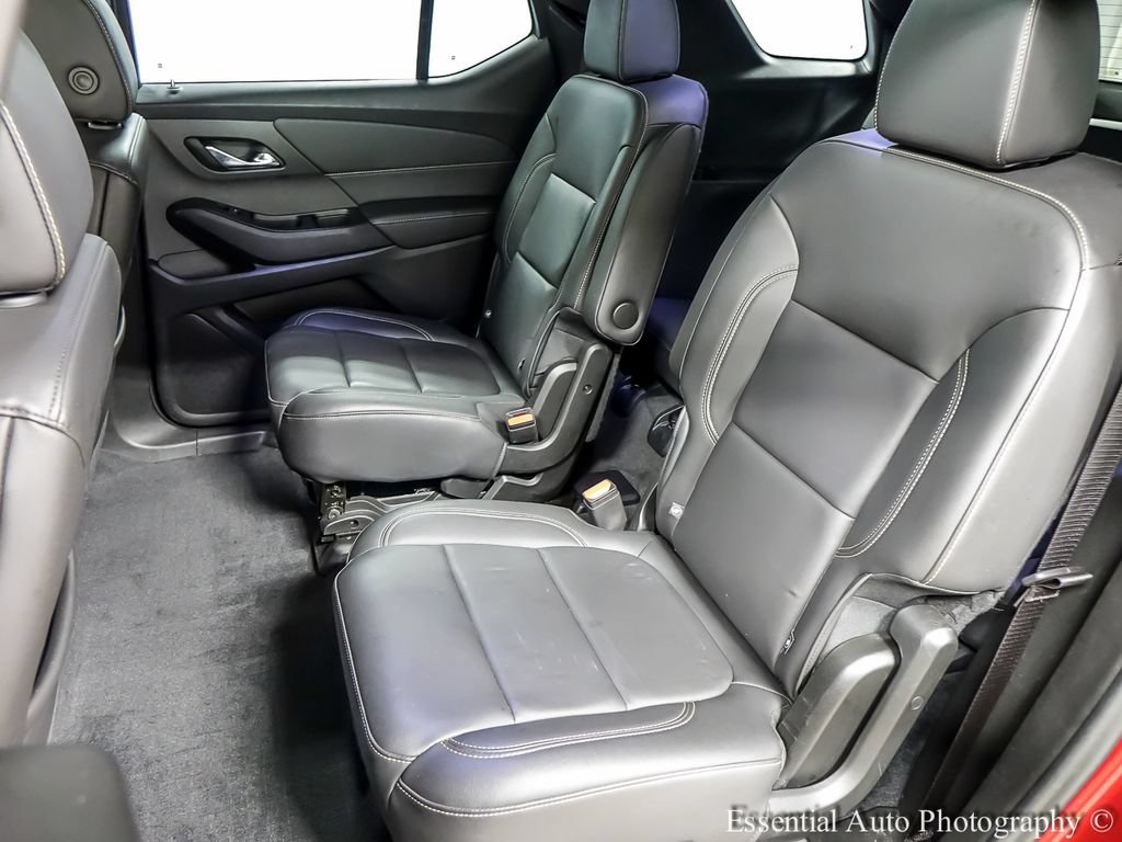Used 2023 Chevrolet Traverse LT w/ LT Premium Package AWD/4WD image 11