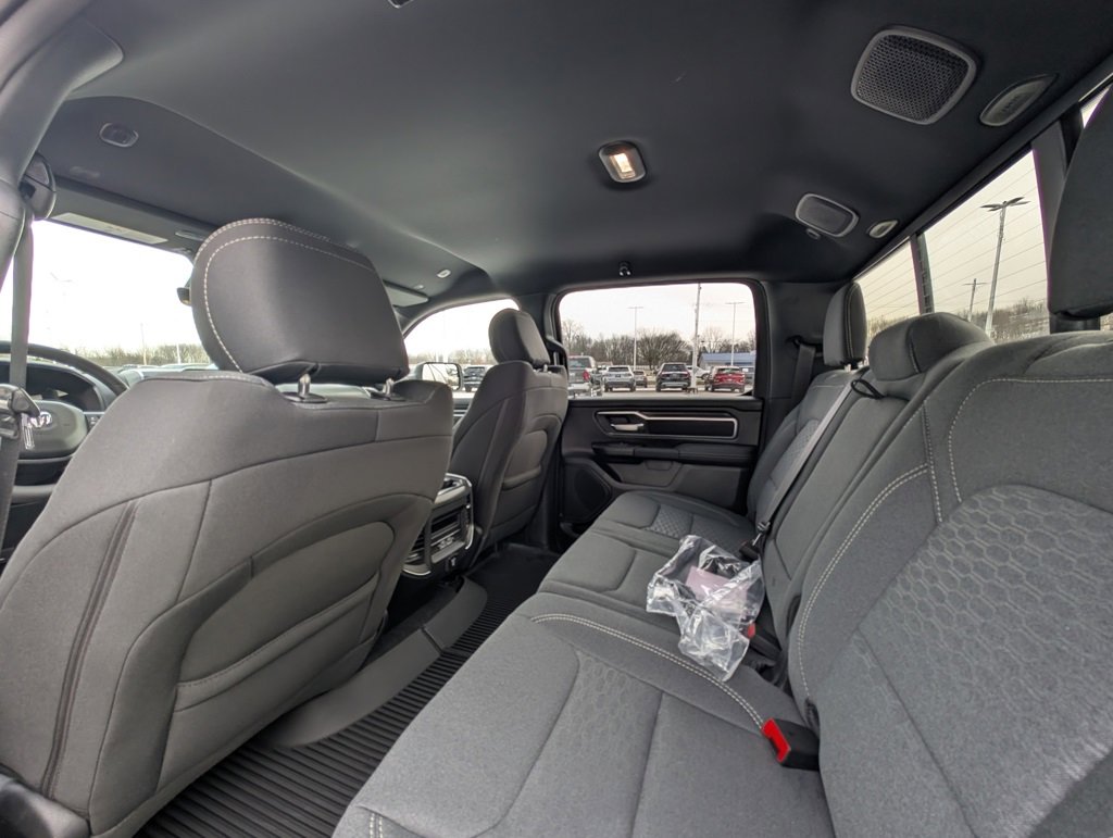 New 2026 RAM 1500 4x4 Crew Cab image 15