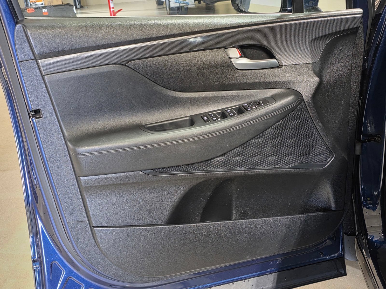 Used 2022 Hyundai Santa Fe SEL FWD image 19
