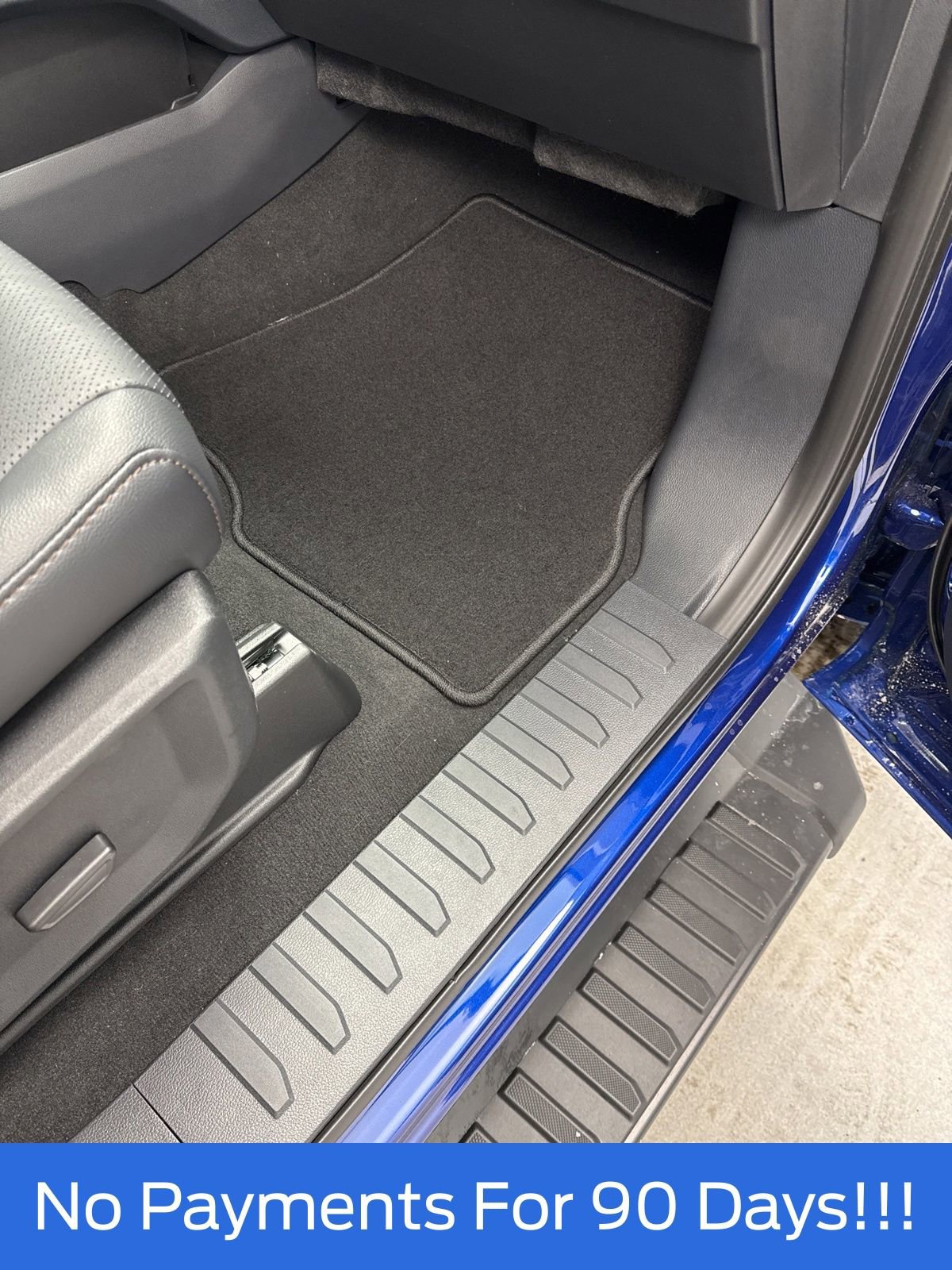 New 2026 Ford F250 Lariat w/ Black Appearance Package image 33