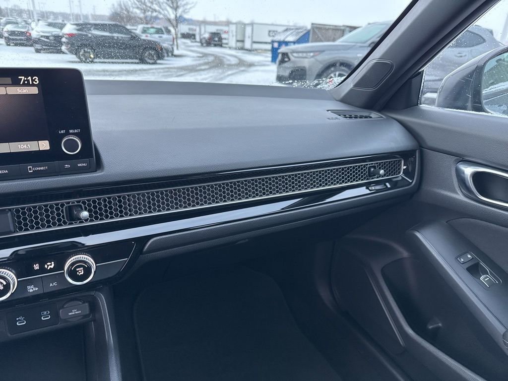 Used 2025 Honda Civic Sport image 23