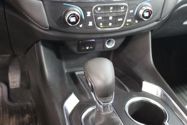 Used 2023 Chevrolet Traverse LT AWD/4WD image 19