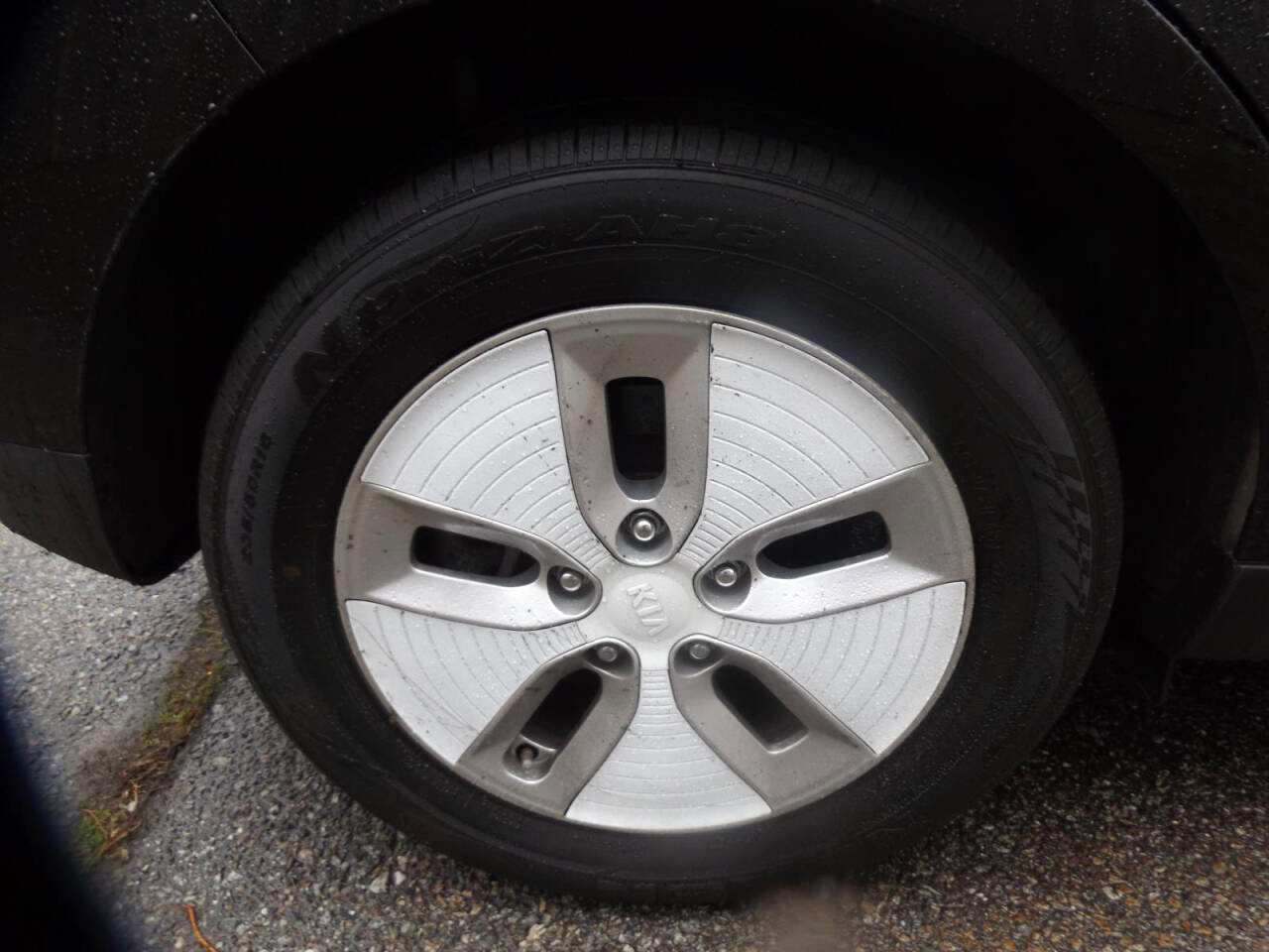 Used 2016 Kia Soul EV FWD image 22