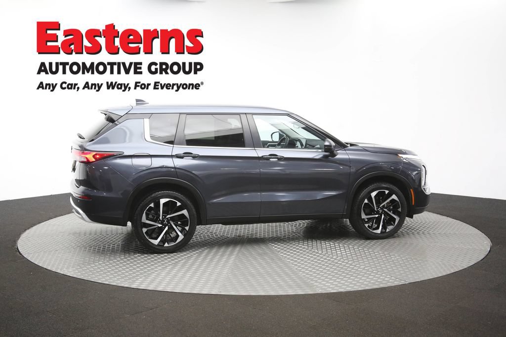 Used 2024 Mitsubishi Outlander SE AWD/4WD image 43