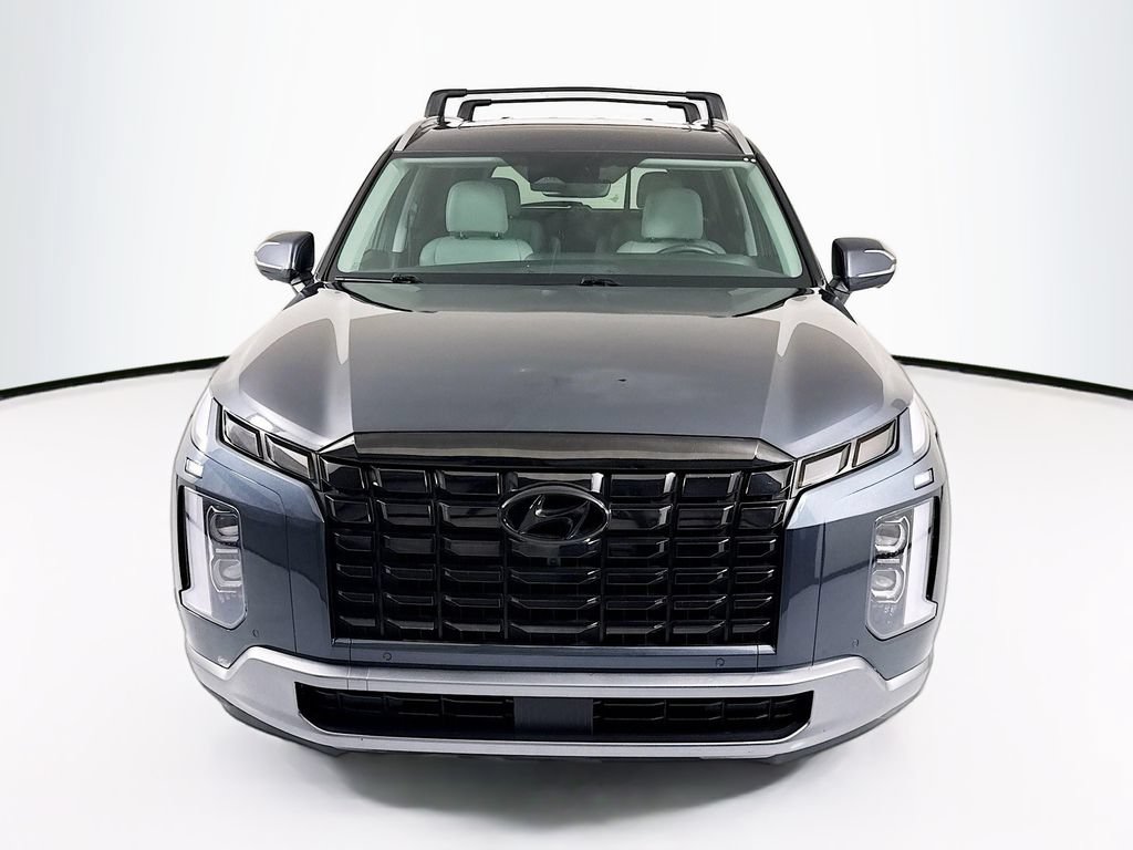 Used 2024 Hyundai Palisade SEL w/ Premium Package FWD image 2
