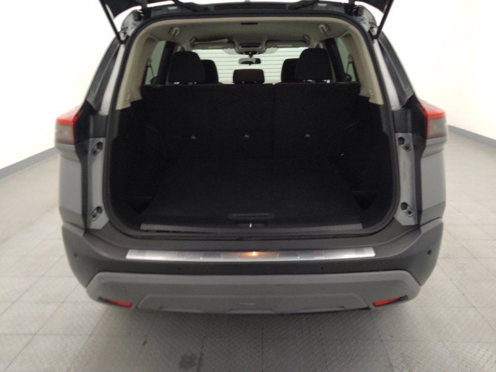 Used 2021 Nissan Rogue SV image 29