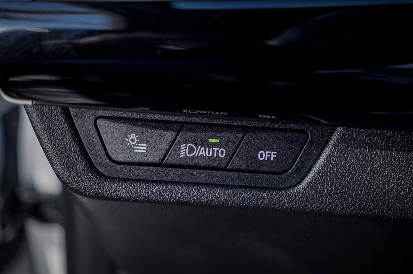 Used 2024 BMW X1 xDrive28i w/ Technology Package image 22