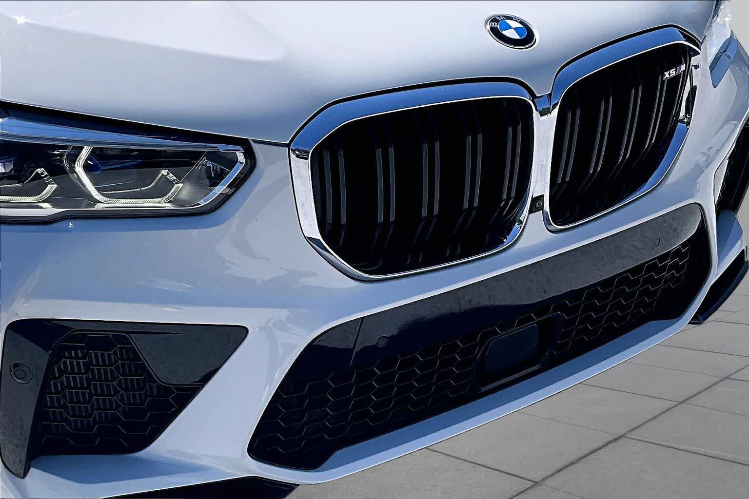 Used 2022 BMW X5 M w/ Executive Package AWD/4WD image 28