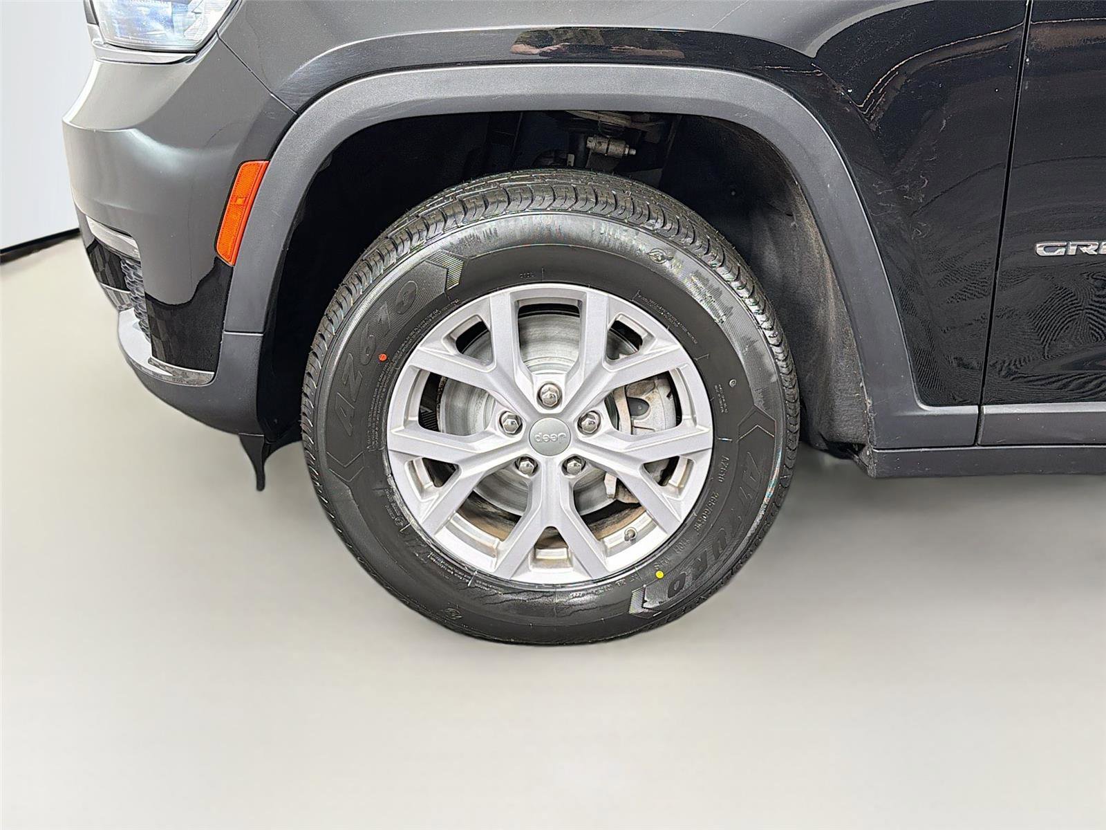 Used 2022 Jeep Grand Cherokee L Limited image 31