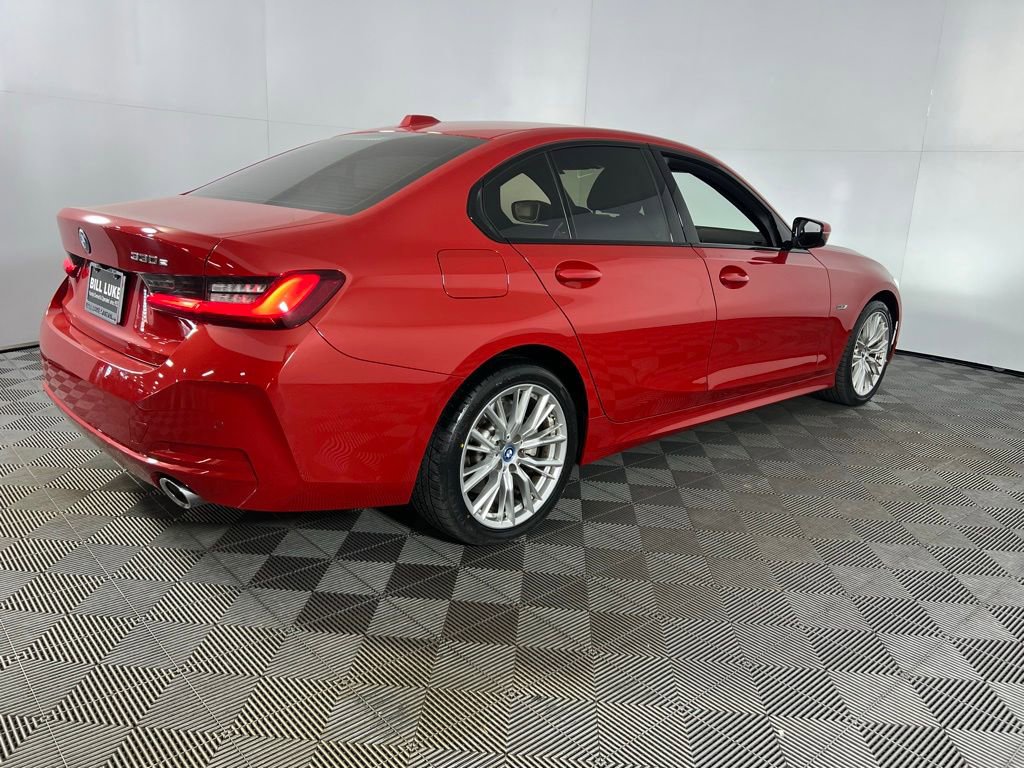 Used 2023 BMW 330e w/ Driving Assistance Package image 5
