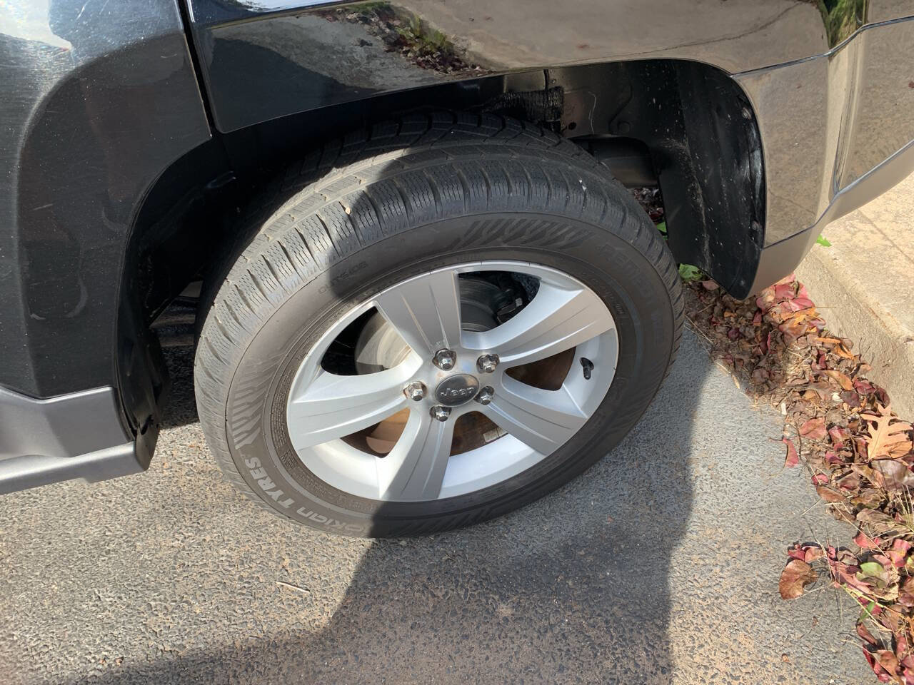 Used 2016 Jeep Patriot Latitude AWD/4WD image 19