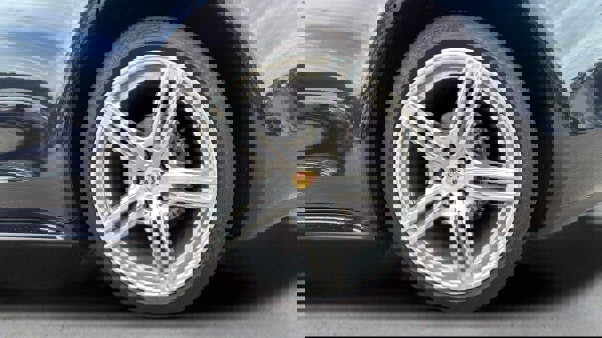 Used 2019 Porsche Panamera image 29