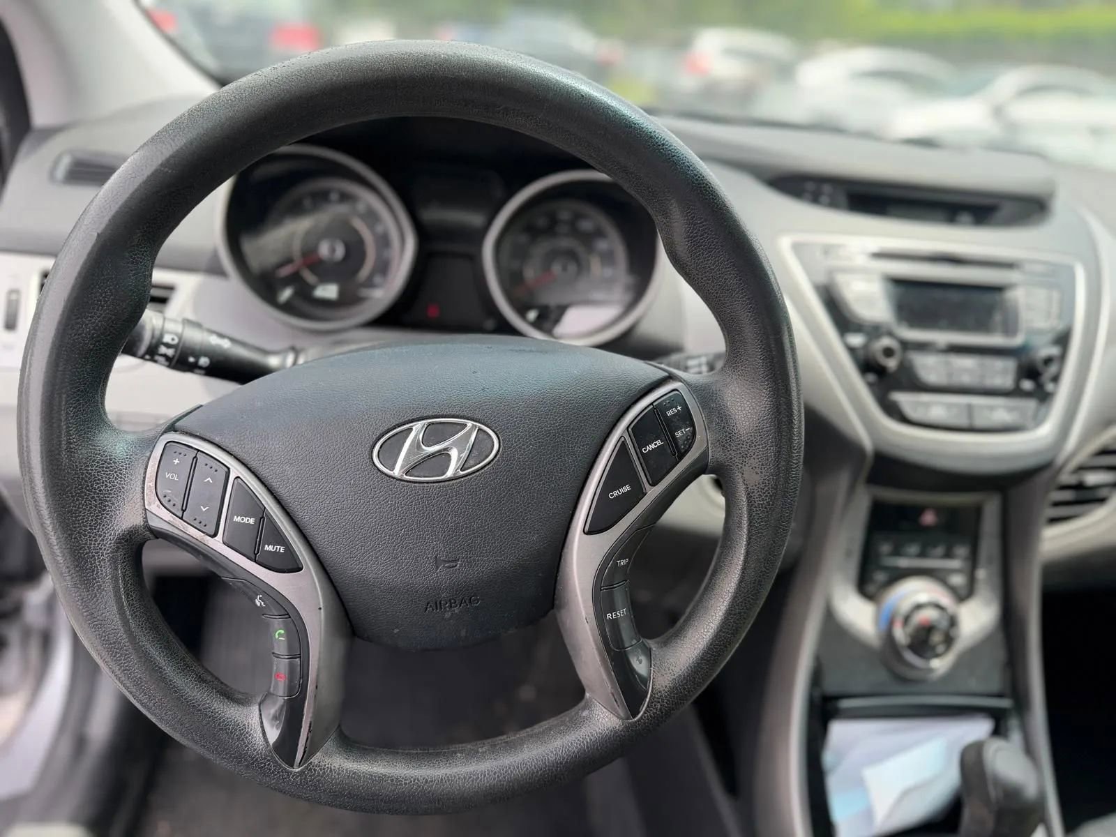 Used 2013 Hyundai Elantra GLS w/ Preferred Pkg FWD image 10