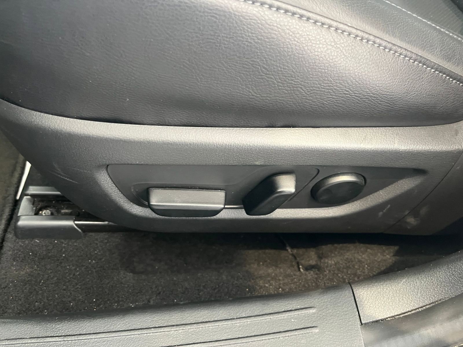 Used 2025 MAZDA CX-50 2.5 Hybrid w/ Premium Plus Pkg image 22