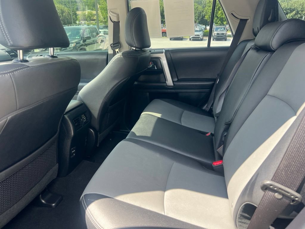 Used 2019 Toyota 4Runner SR5 Premium AWD/4WD image 19