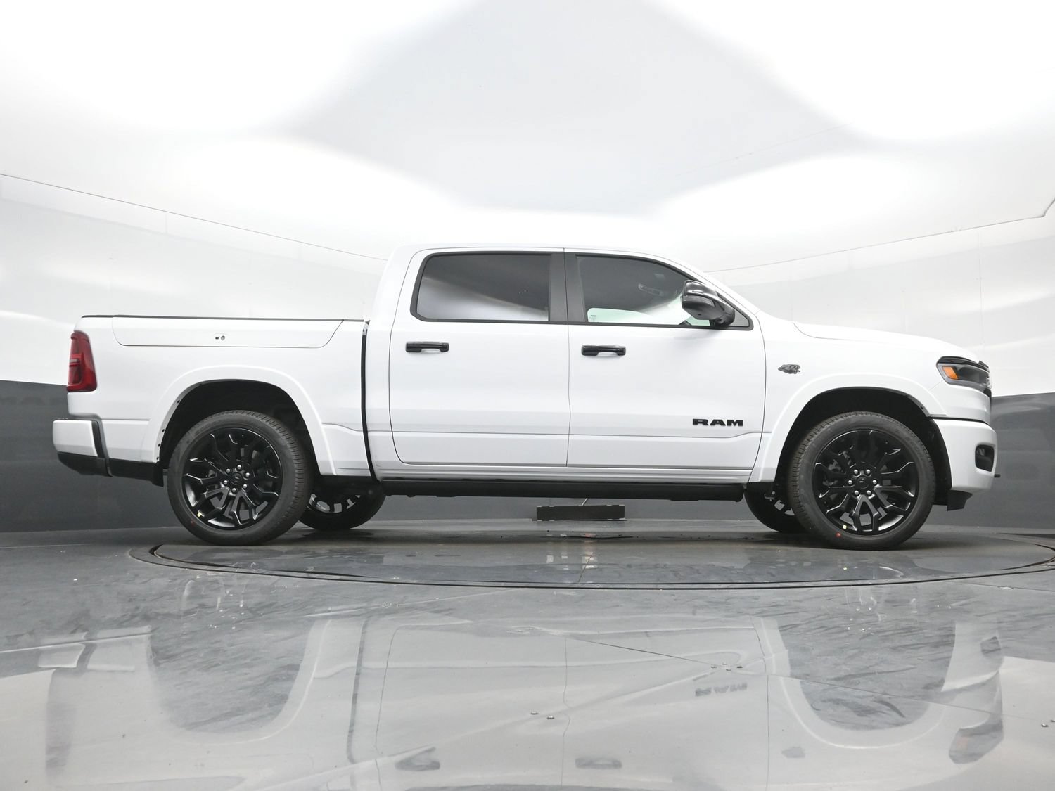 New 2027 RAM 1500 Limited AWD/4WD image 19
