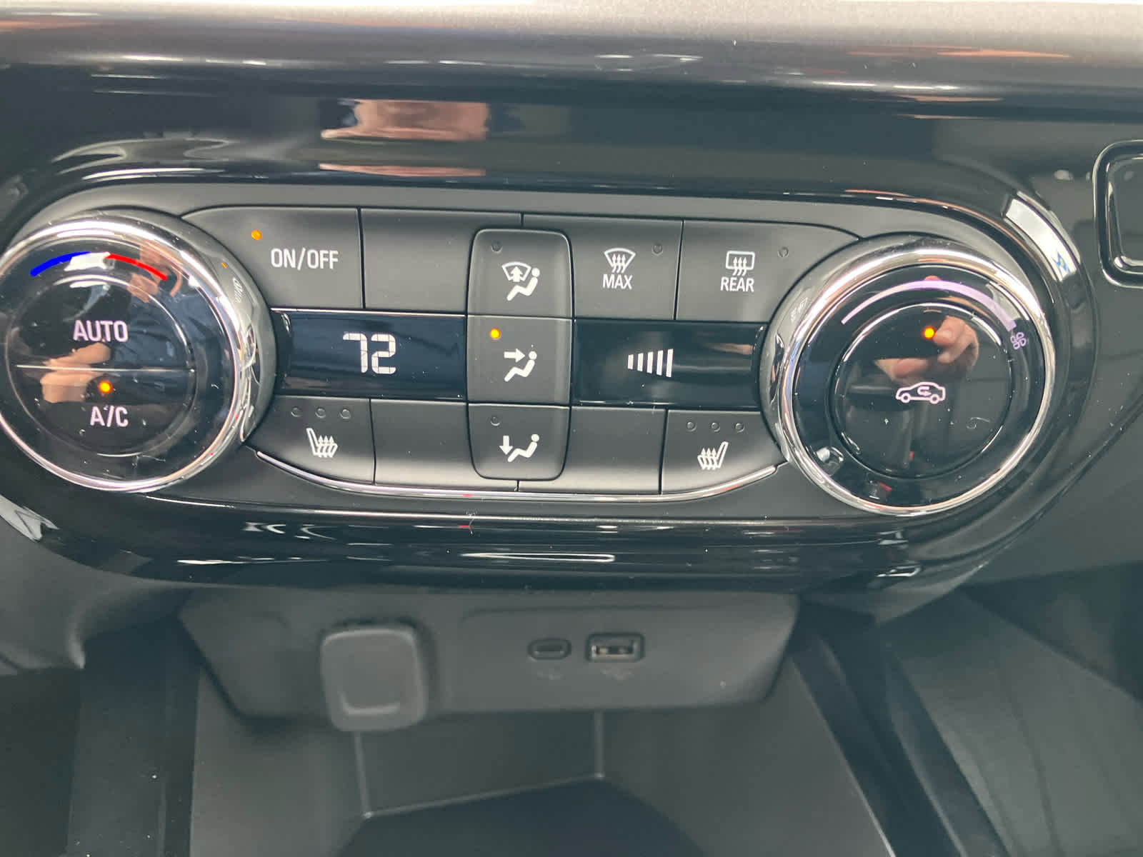 New 2026 Chevrolet Trax ACTIV w/ Driver Confidence Package image 24