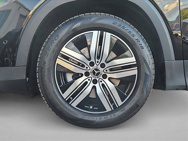 Used 2023 Mercedes-Benz EQB 300 4MATIC image 24